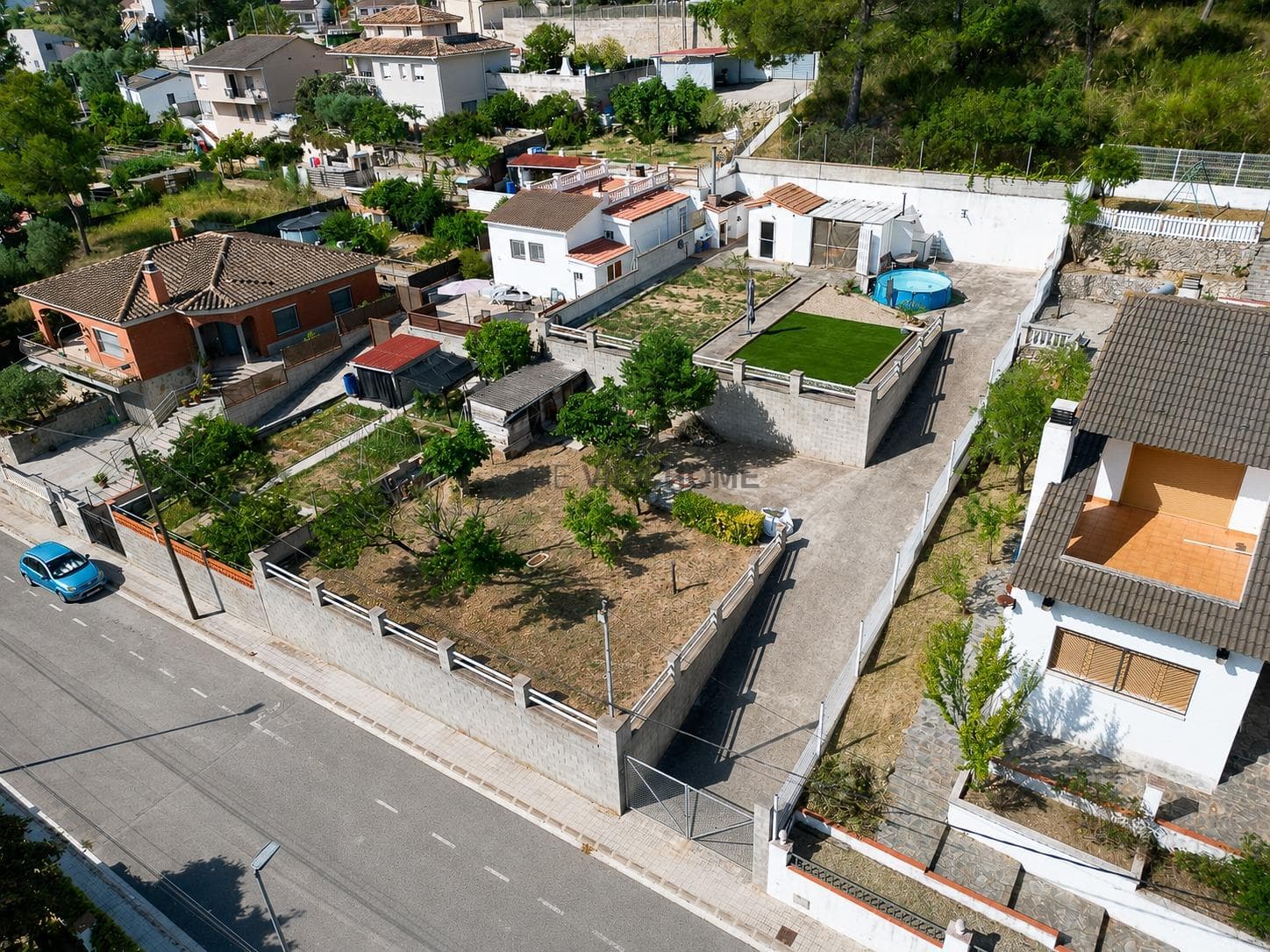 terreno en Canyelles — Parcela Urbana