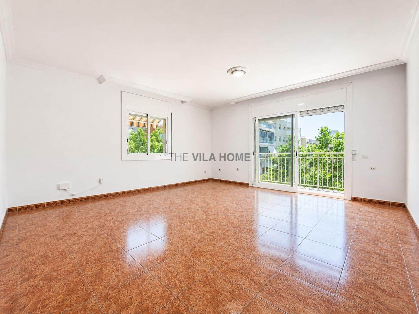 Piso de 4 habitaciones con ascensor en Vilanova i la Geltrú