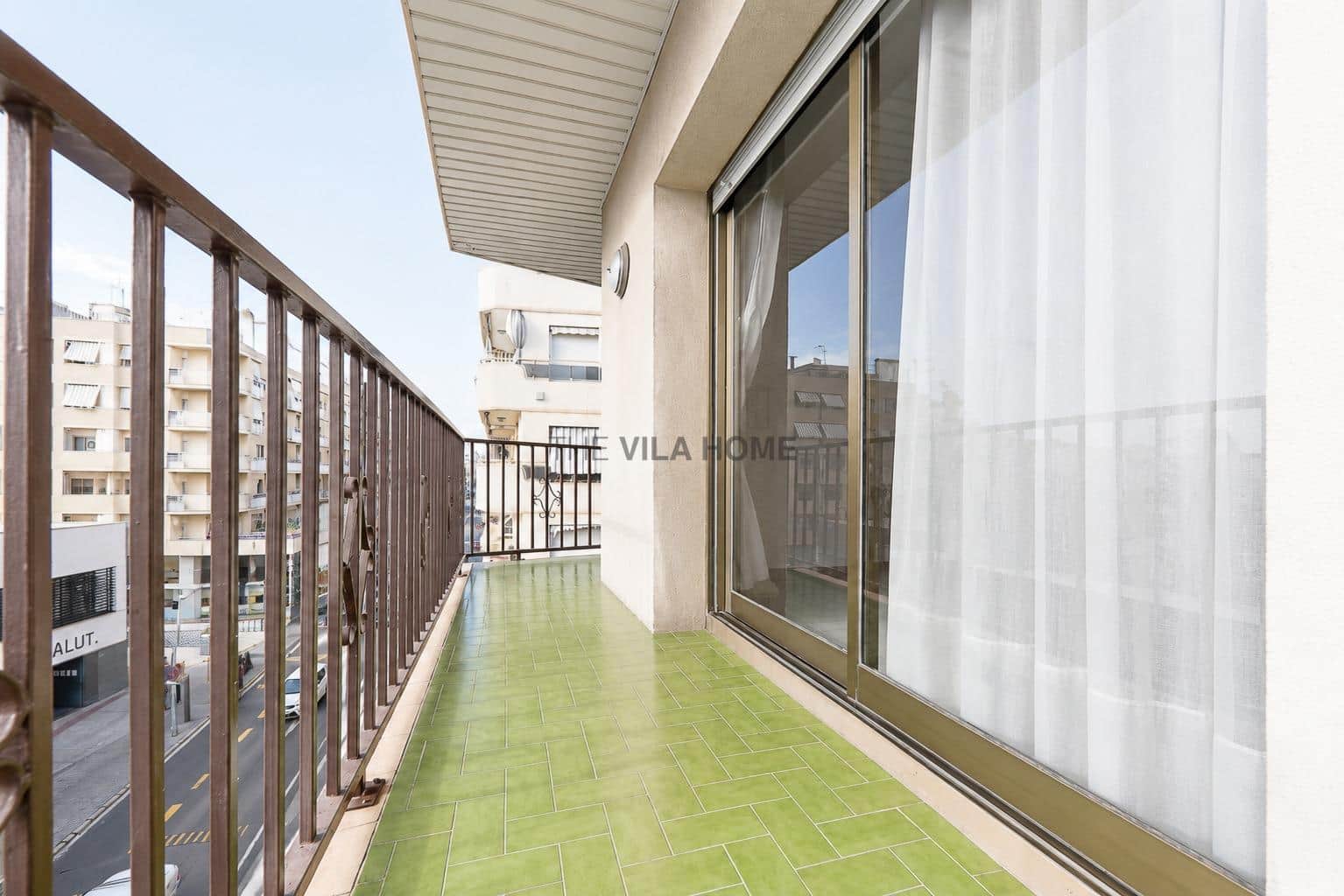 Piso de 4 habitaciones con ascensor en Vilanova i la Geltrú — foto 5