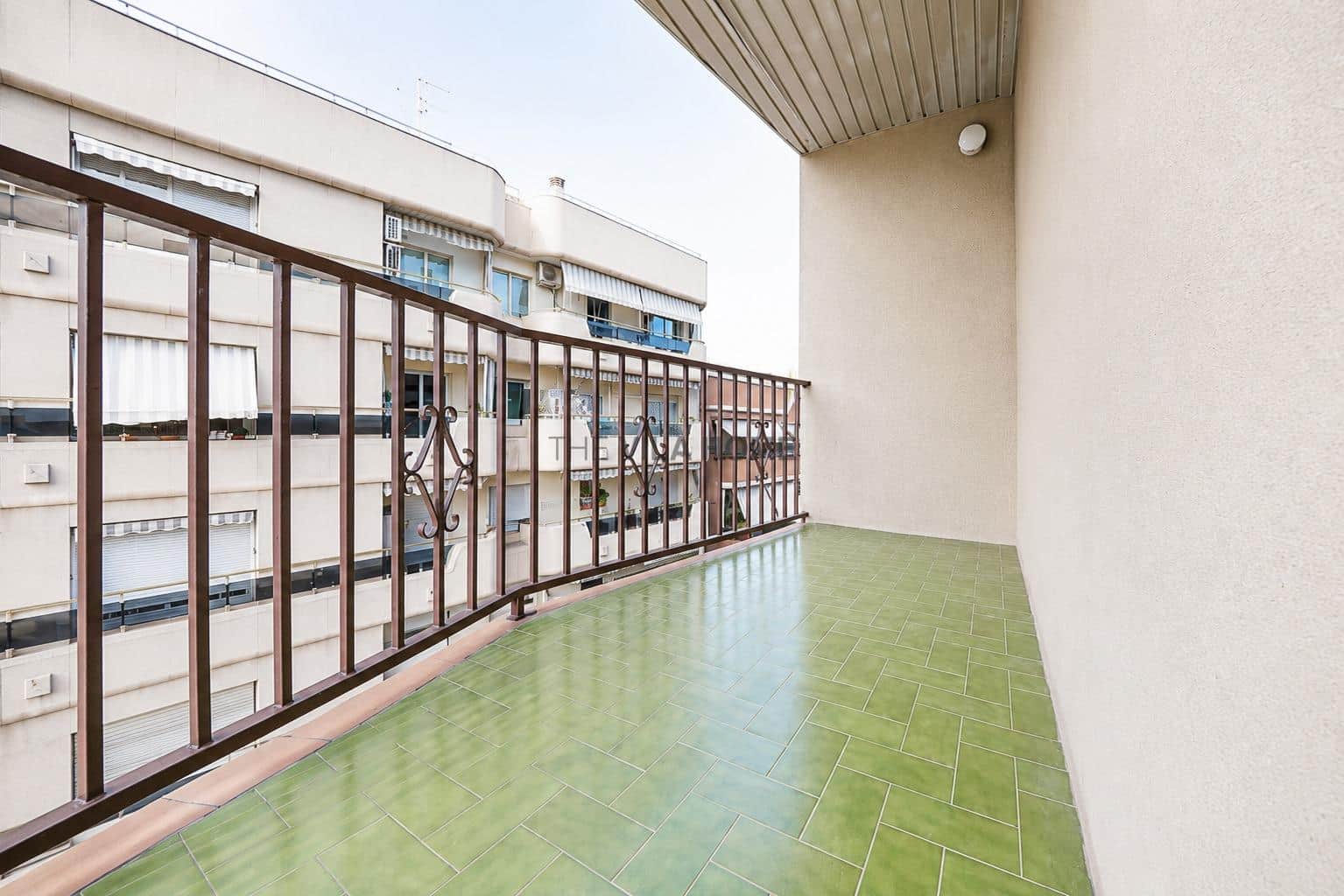 Piso de 4 habitaciones con ascensor en Vilanova i la Geltrú — foto 6