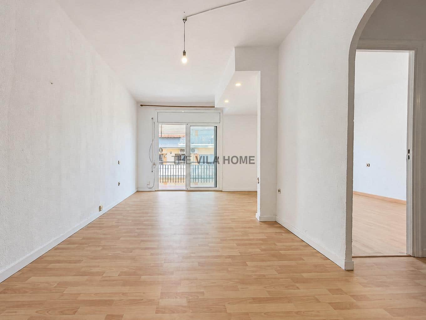 Piso de 2 habitaciones en Vilanova i la Geltrú — foto 2