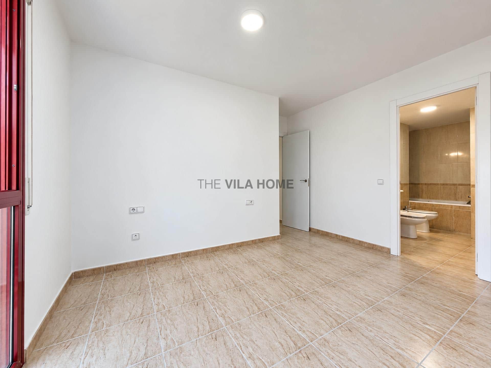 Piso de 3 habitaciones con parking en Vilanova i la Geltrú — foto 8