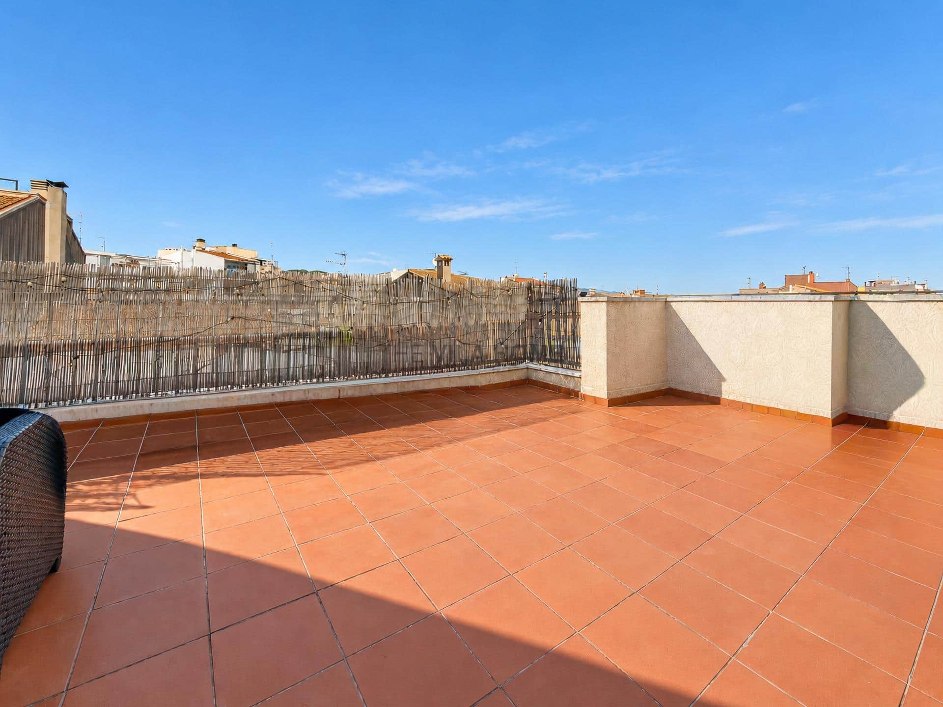 Dúplex de 3 habitaciones en El Vendrell — foto 2